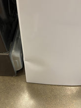 Load image into Gallery viewer, GE Washer - 4070