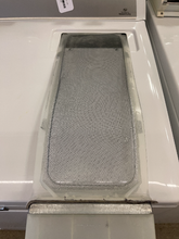 Load image into Gallery viewer, Maytag Washer and Gas Dryer Set - 2786 - 2788