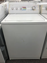 Load image into Gallery viewer, Whirlpool Washer and Gas Dryer Set - 7873-7668
