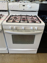 Load image into Gallery viewer, Kenmore Gas Stove - 3600