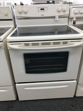 Load image into Gallery viewer, Kenmore Glass Top Electric Stove-1568