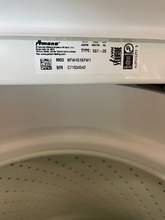 Load image into Gallery viewer, Amana Washer and Gas Dryer Set - 4738 - 4733
