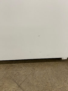 GE 19.2 Cu. Ft. White Top-Freezer Refrigerator - 7319