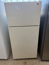 Load image into Gallery viewer, (T08746) GE Refrigerator - 8746
