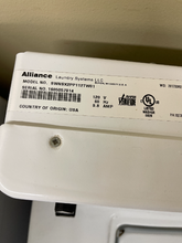 Load image into Gallery viewer, Speed Queen Coin Operated Washer - 5629
