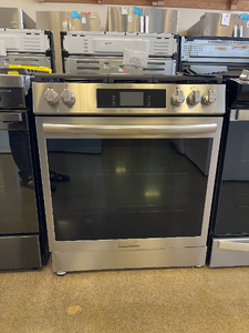Frigidaire Stainless Gas Stove - 4015