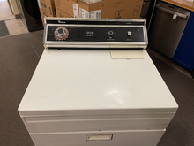 Load image into Gallery viewer, Whirlpool Electric Dryer - 2885
