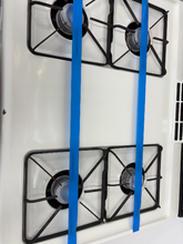 Load image into Gallery viewer, (T08667) Hotpoint Gas Stove - 8667
