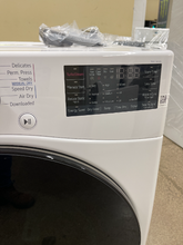 Load image into Gallery viewer, LG 4.5 cu ft Front Load Washer - 4465
