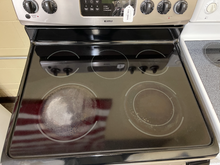 Load image into Gallery viewer, Kenmore Stainless Electric Stove - 5650
