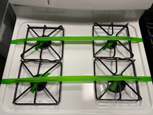 Load image into Gallery viewer, GE White Gas Stove - 5577
