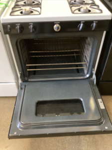 Hotpoint Gas Stove - 5737