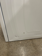 Load image into Gallery viewer, Maytag 7.0 cu ft White Gas Dryer - 7609
