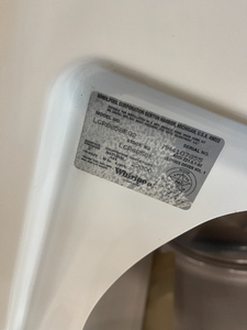 Whirlpool Washer and Gas Dryer Set - 6785 - 6902