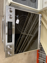 Load image into Gallery viewer, JENN-AIR Stainless Slide In Electric Stove - 4078
