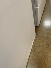 Load image into Gallery viewer, Whirlpool - 7-cu ft Electric Dryer - 6056
