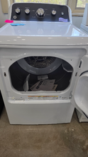 Load image into Gallery viewer, (T08417) GE 7.2 cu ft Gas Dryer with Auto Dry  - 8417
