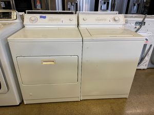 Whirlpool Washer and Gas Dryer Set - 5558 - 5559