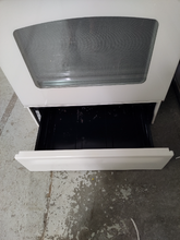 Load image into Gallery viewer, (T08640) GE Coil Electric Stove - 8640
