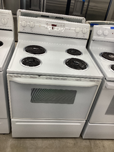 Load image into Gallery viewer, (T09045) Magic Chef Coil Electric Stove - 9045
