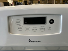 Load image into Gallery viewer, Magic Chef Gas Stove - 6942
