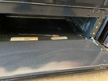 Load image into Gallery viewer, Whirlpool Black Gas Stove - 5464
