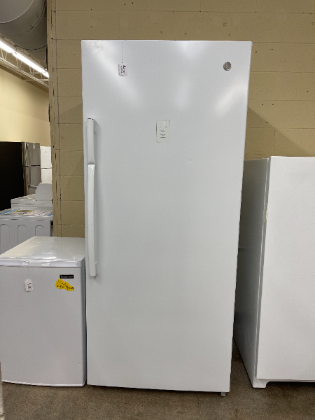 GE 21.3 cu. ft Upright Freezer - 5709