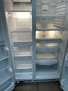 GE Side by Side Refrigerator - 4679