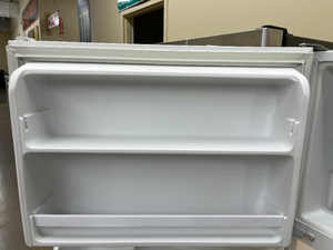 Whirlpool Refrigerator - 5727