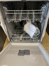 Load image into Gallery viewer, GE Stainless Dishwasher - 5941
