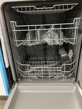 Load image into Gallery viewer, GE Stainless Dishwasher - T07307
