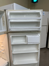 Load image into Gallery viewer, Kenmore Refrigerator - 5624
