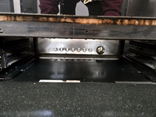 Load image into Gallery viewer, Whirlpool Gas Stove - 7985
