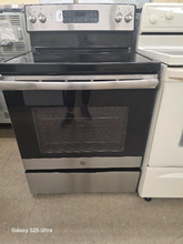 Load image into Gallery viewer, GE Stainless Electric Stove - 7740
