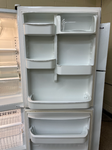 Amana Bottom Freezer Refrigerator - 5534