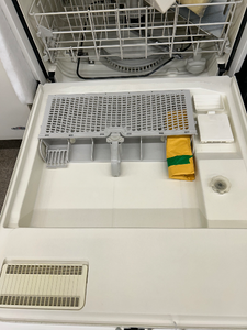 Whirlpool Dishwasher - 6924