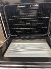 Load image into Gallery viewer, GE White Electric Stove - 6794
