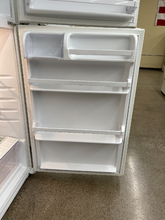 Load image into Gallery viewer, Whirlpool Refrigerator - 6018
