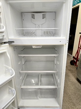 Load image into Gallery viewer, Frigidiare Refrigerator - 7476
