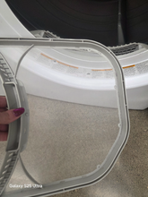Load image into Gallery viewer, (T06368) LG Electric Dryer - 6368

