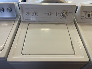 Kenmore Washer and Gas Dryer Set - 4628 - 4549