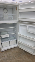 Load image into Gallery viewer, (T08502) Magic Chef Refrigerator - 8502

