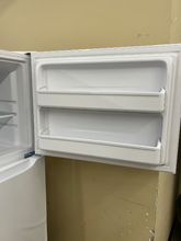 Load image into Gallery viewer, Frigidaire 18 Cu. Ft. White Garage Ready Top Freezer Refrigerator - 7195
