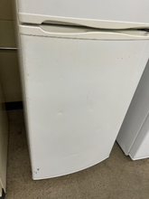Load image into Gallery viewer, Whirlpool Refrigerator - 6033
