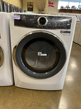 Load image into Gallery viewer, Electrolux Front Load Washer &amp; Gas Dryer Set - 7710 - 7670
