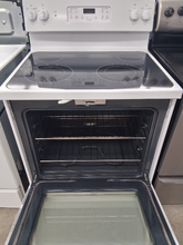 Load image into Gallery viewer, GE Electric Stove - 8230
