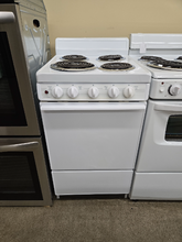 Load image into Gallery viewer, Premeir 20" w Coil Electric Stove - 7883
