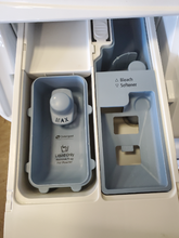 Load image into Gallery viewer, Samsung Front Load Washer - 5376
