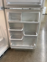 Load image into Gallery viewer, Kenmore Refrigerator - 5855
