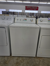 Load image into Gallery viewer, Whirlpool Washer and Gas Dryer Set- 8071

